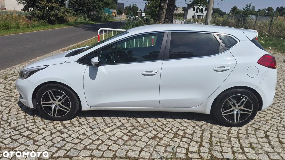 Kia Ceed 1.6 CRDi M - 4