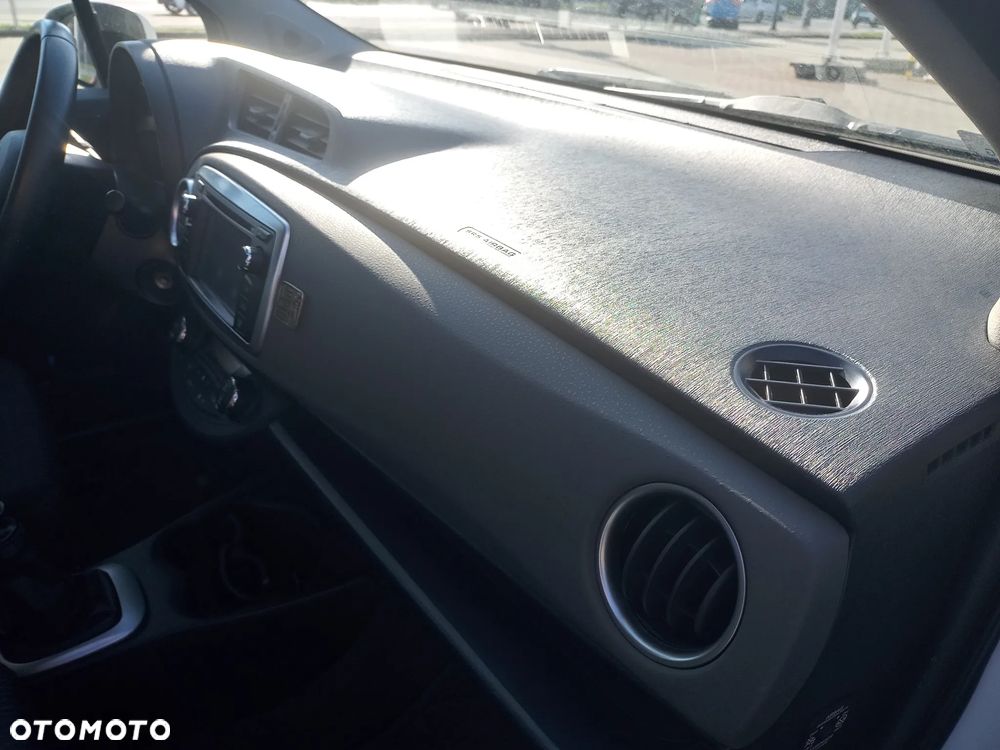 Toyota Yaris 1.4 D-4D Sol - 15