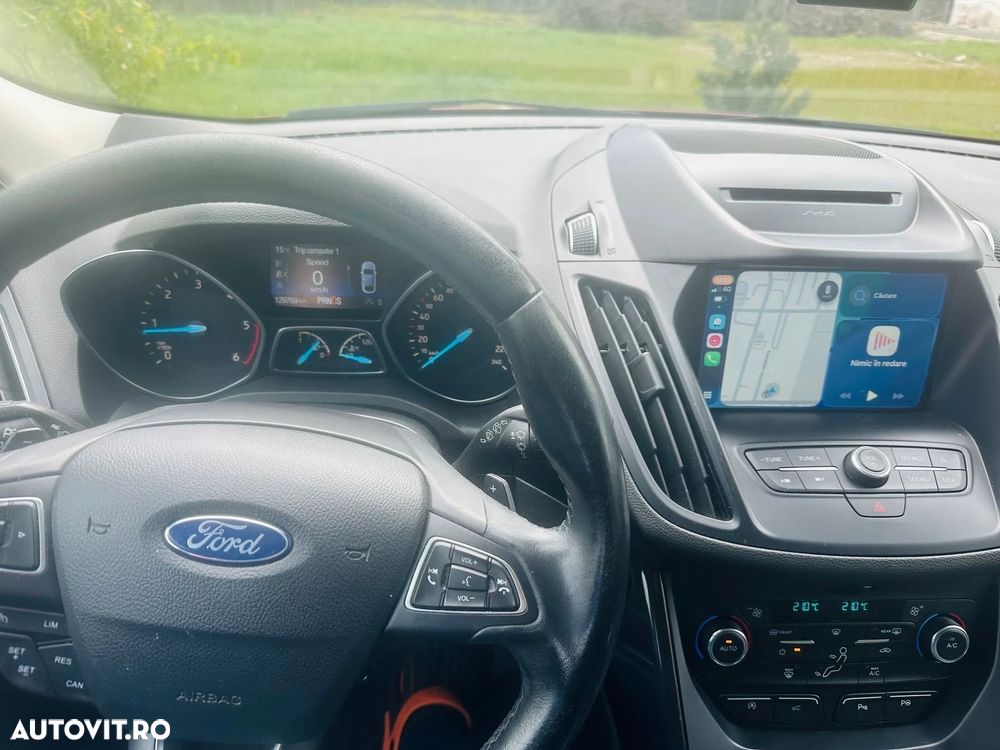 Ford Kuga 2.0 TDCi Powershift 4WD Titanium - 10