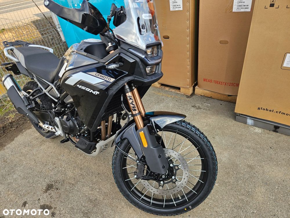 CFMoto MT - 4