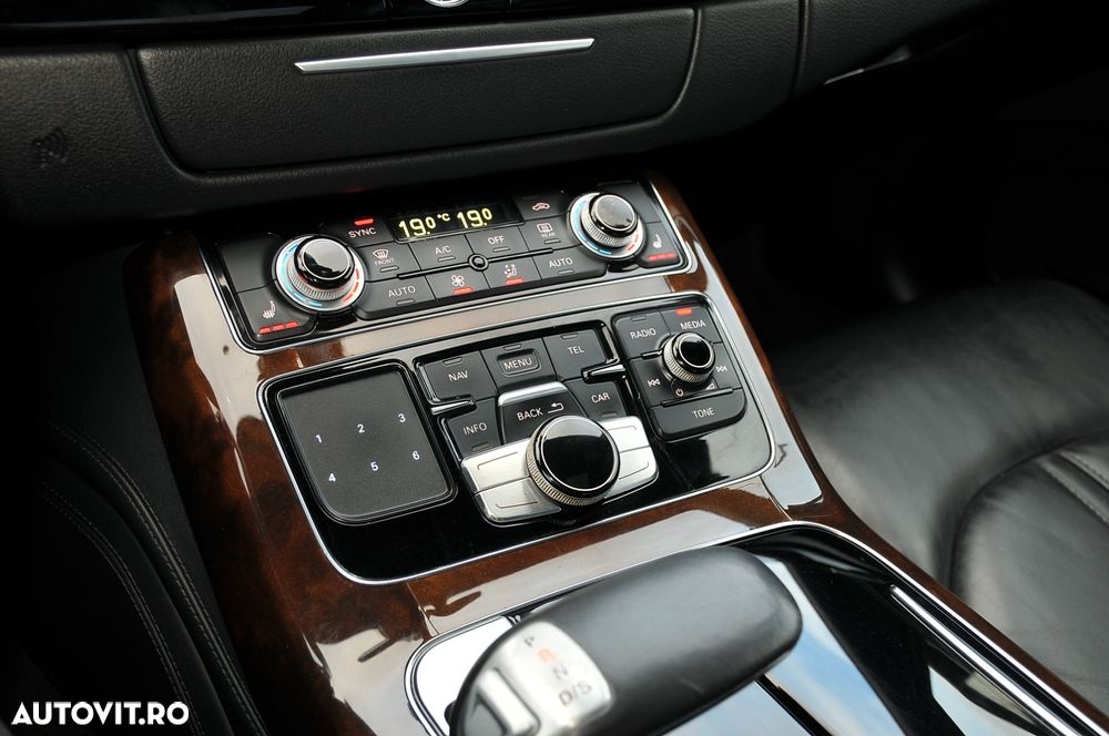 Audi A8 3.0 TDI DPF clean diesel quattro tiptronic Lang - 26