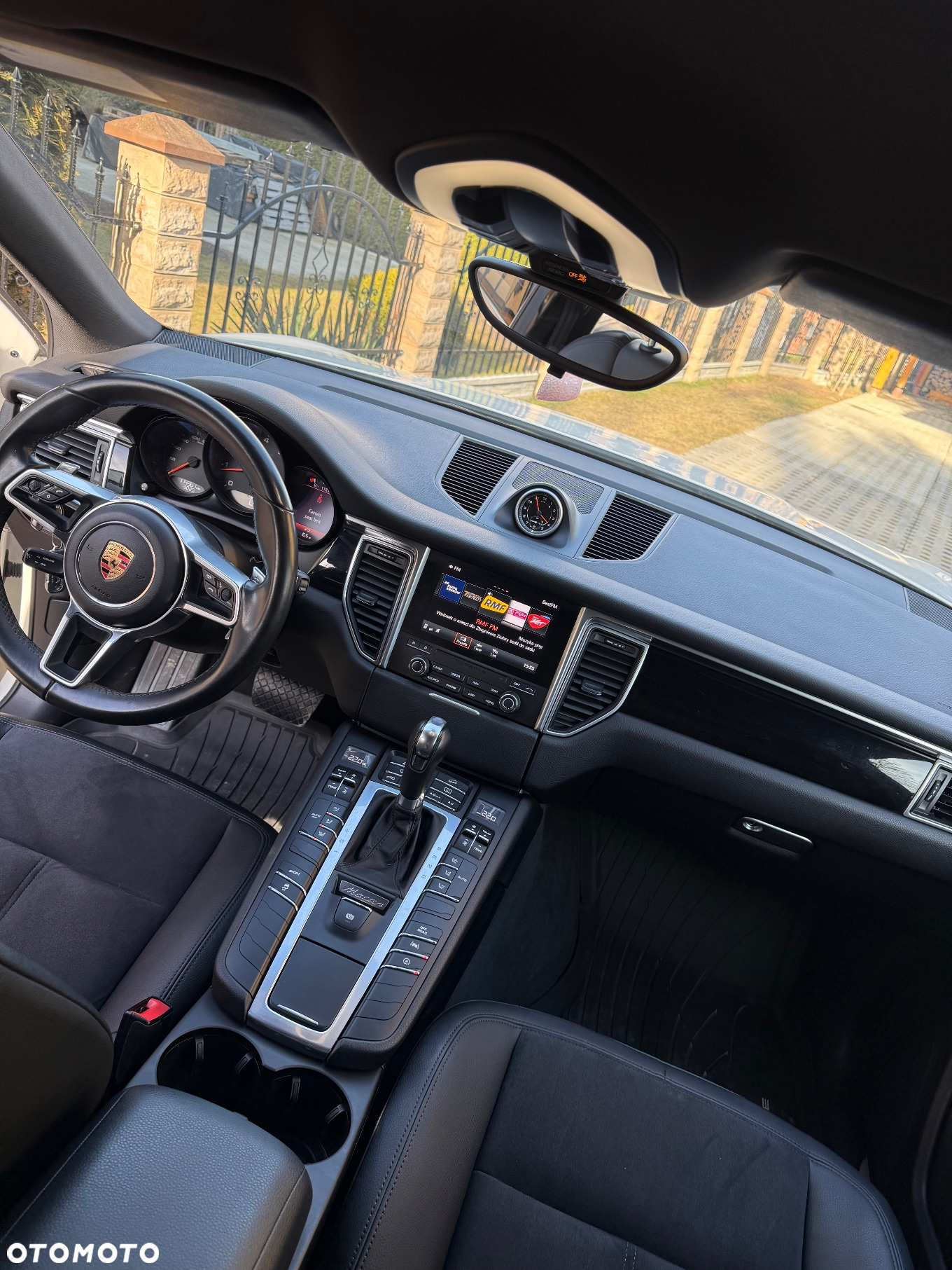 Porsche Macan S - 27