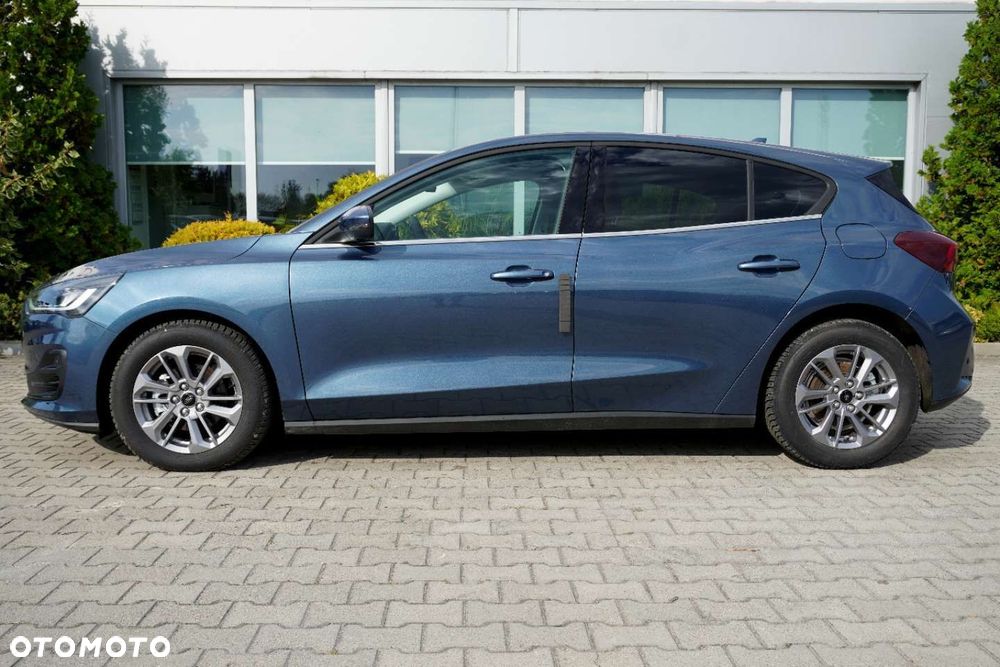 Ford Focus 1.5 EcoBlue STart-Stopp-System TITANIUM X - 4