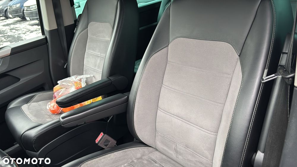 Volkswagen Multivan - 12