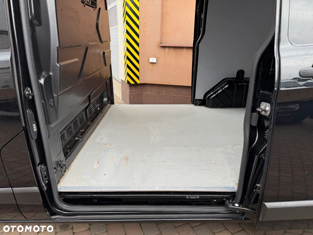 Ford Custom L1H1 - 35