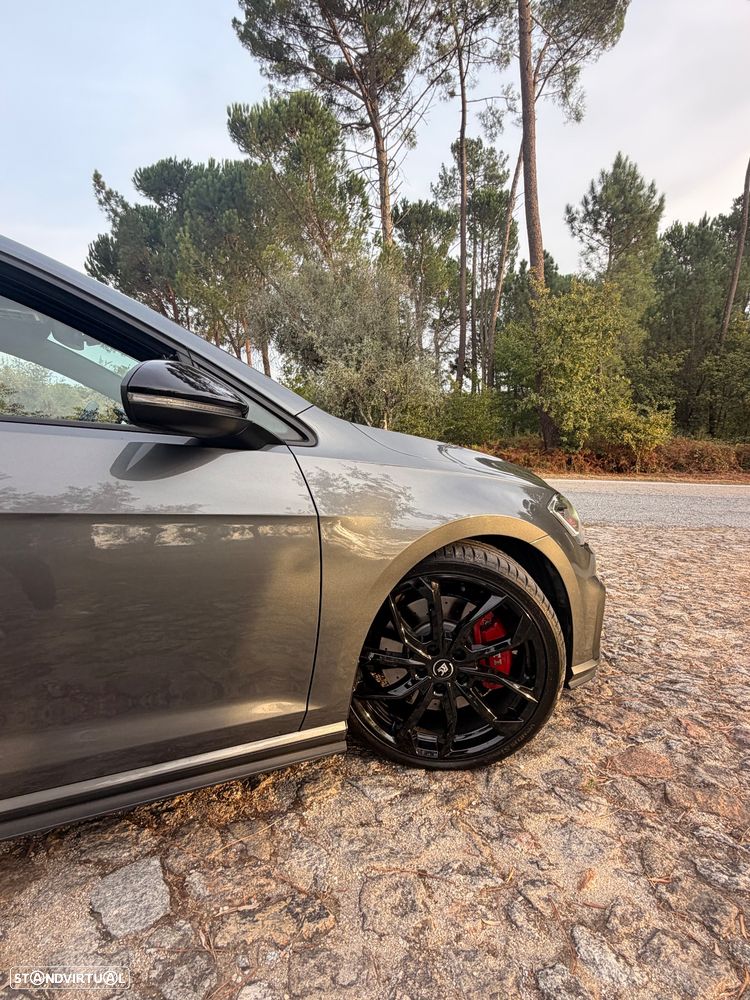 VW Golf - 11