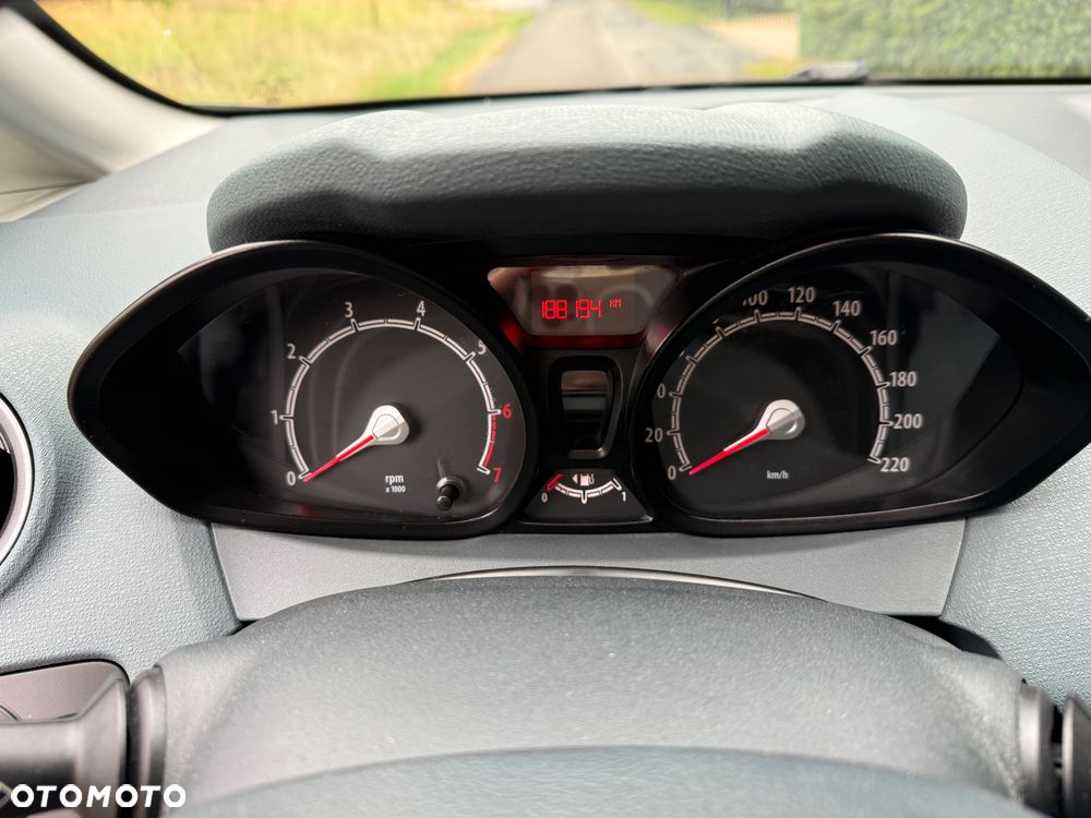 Ford Fiesta 1.25 Viva - 18