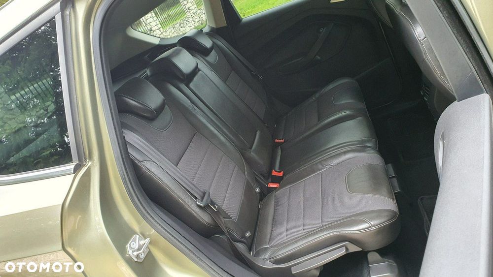 Ford Kuga 2.0 TDCi 4WD Titanium - 10