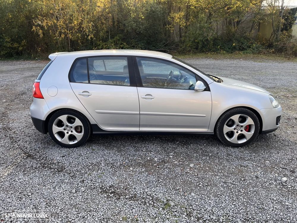 VW Golf 2.0 GTI - 5