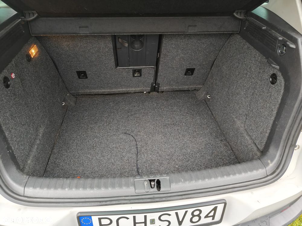 Volkswagen Tiguan - 33