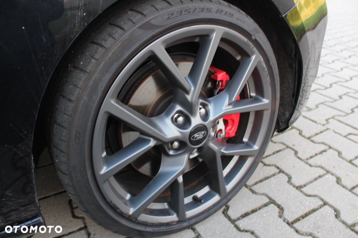 Ford Focus 2.3 EcoBoost ST X - 16