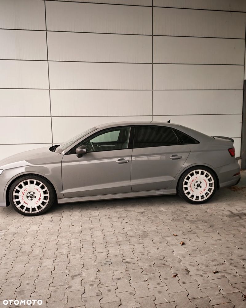 Audi RS3 Limousine 2.5 TFSI Quattro S tronic - 8