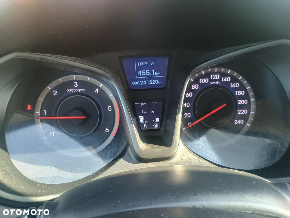 Hyundai ix20 - 15