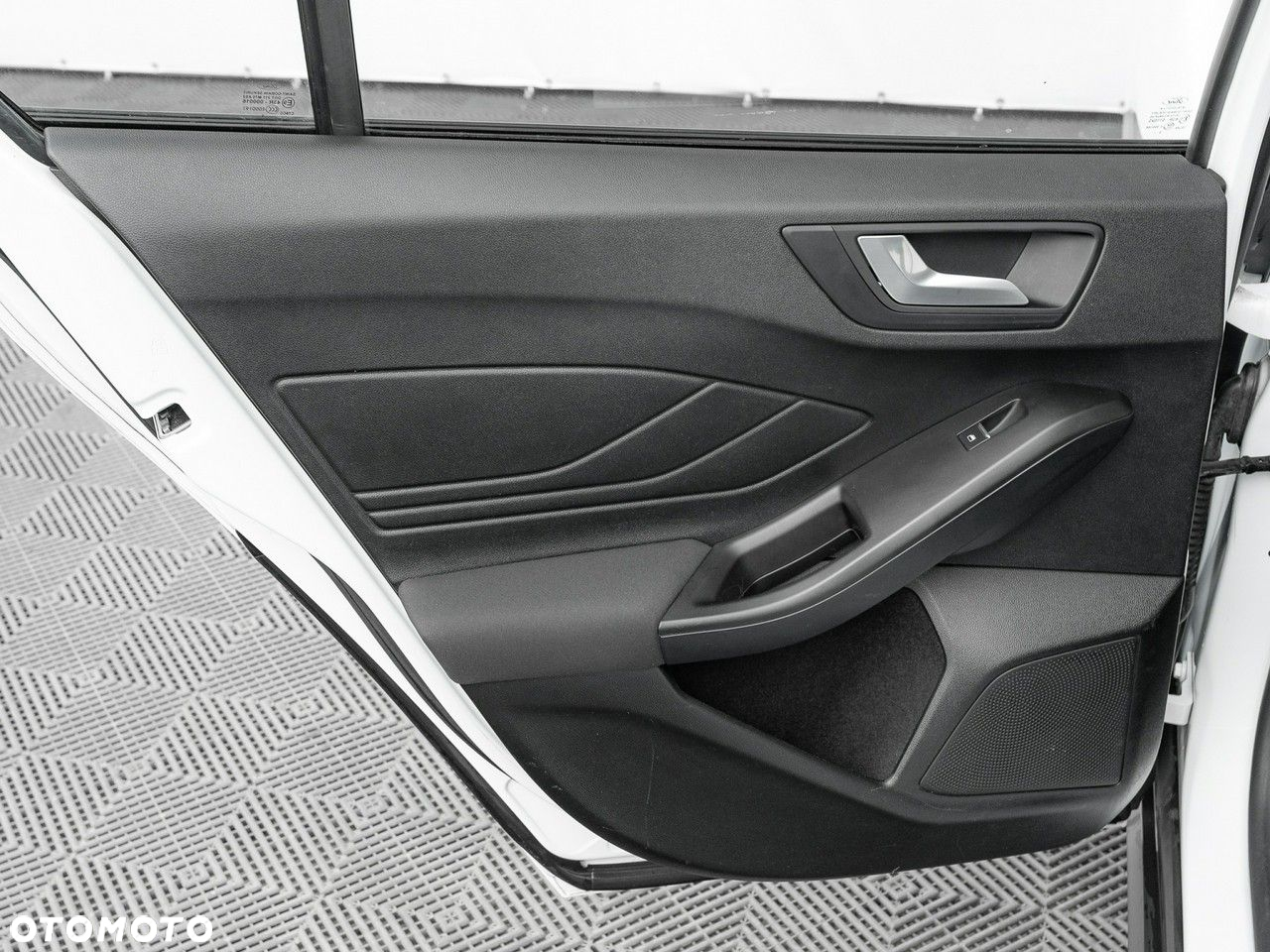 Ford Focus - 23