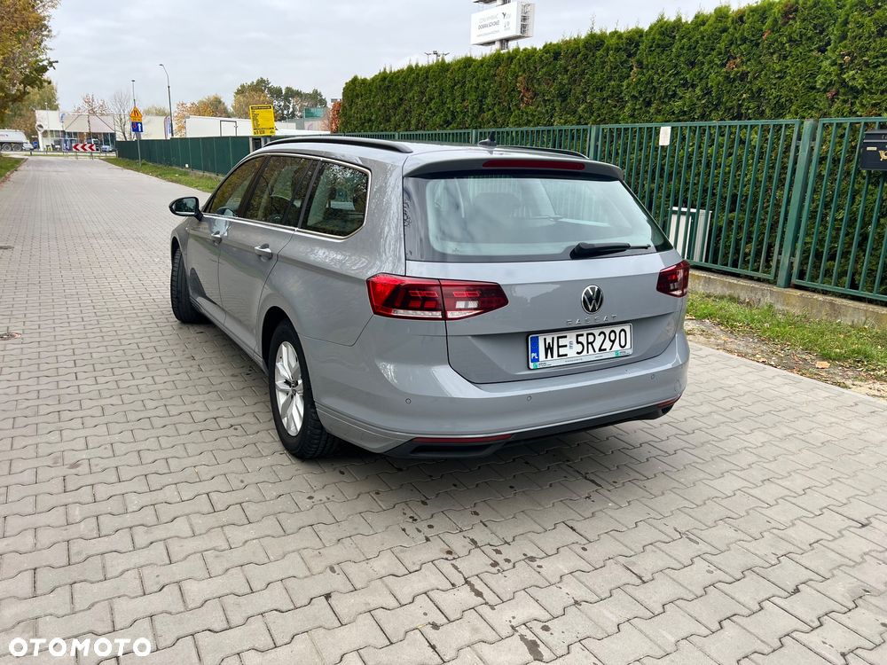 Volkswagen Passat 1.5 TSI EVO Business - 9