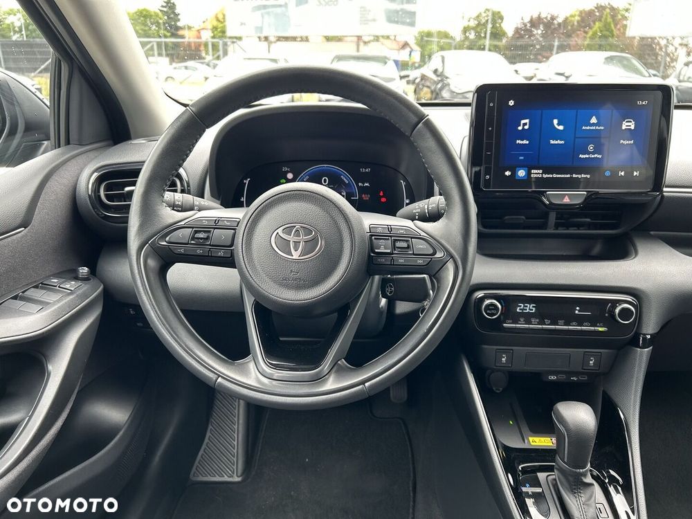 Toyota Yaris Hybrid 1.5 Style - 12