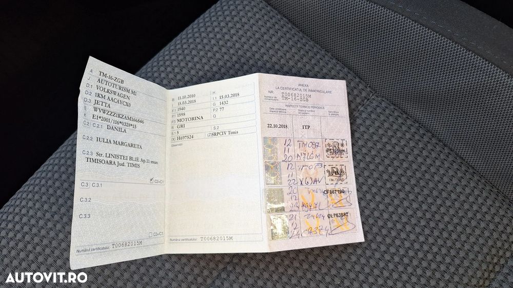 Volkswagen Jetta 1.6 TDI DPF Trendline - 12