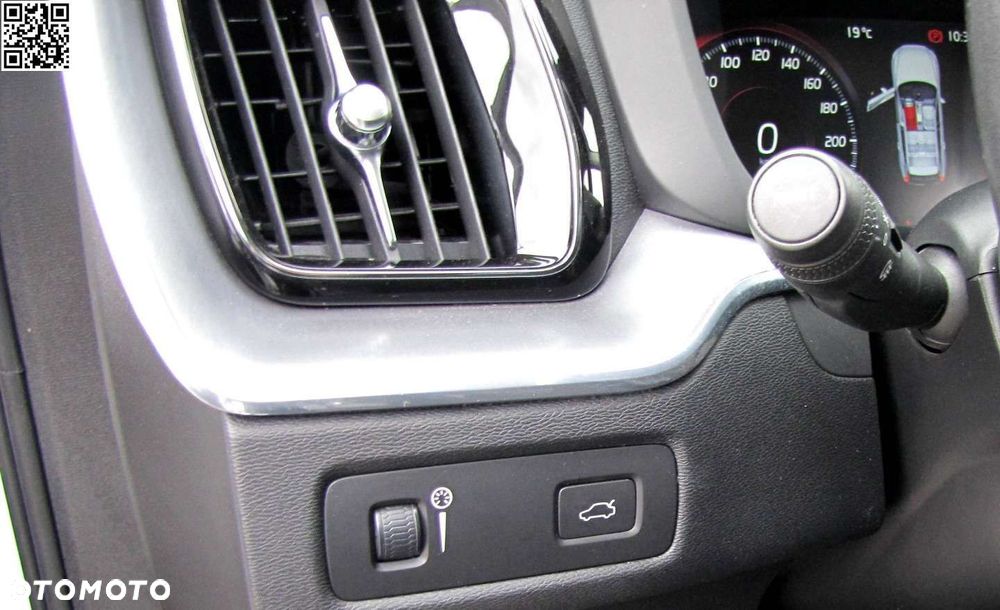 Volvo XC 60 D3 Momentum - 26