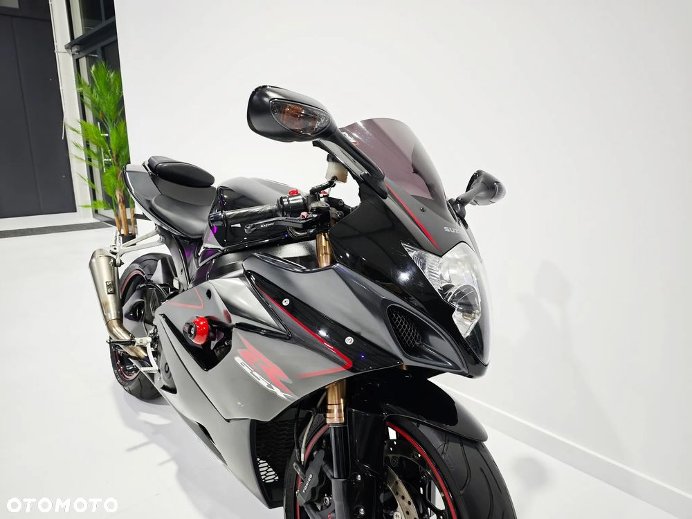 Suzuki GSX-R - 7