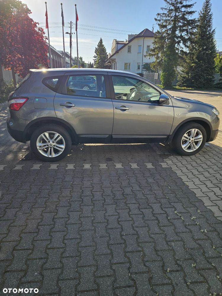 Nissan Qashqai 1.6 Visia CVT - 9