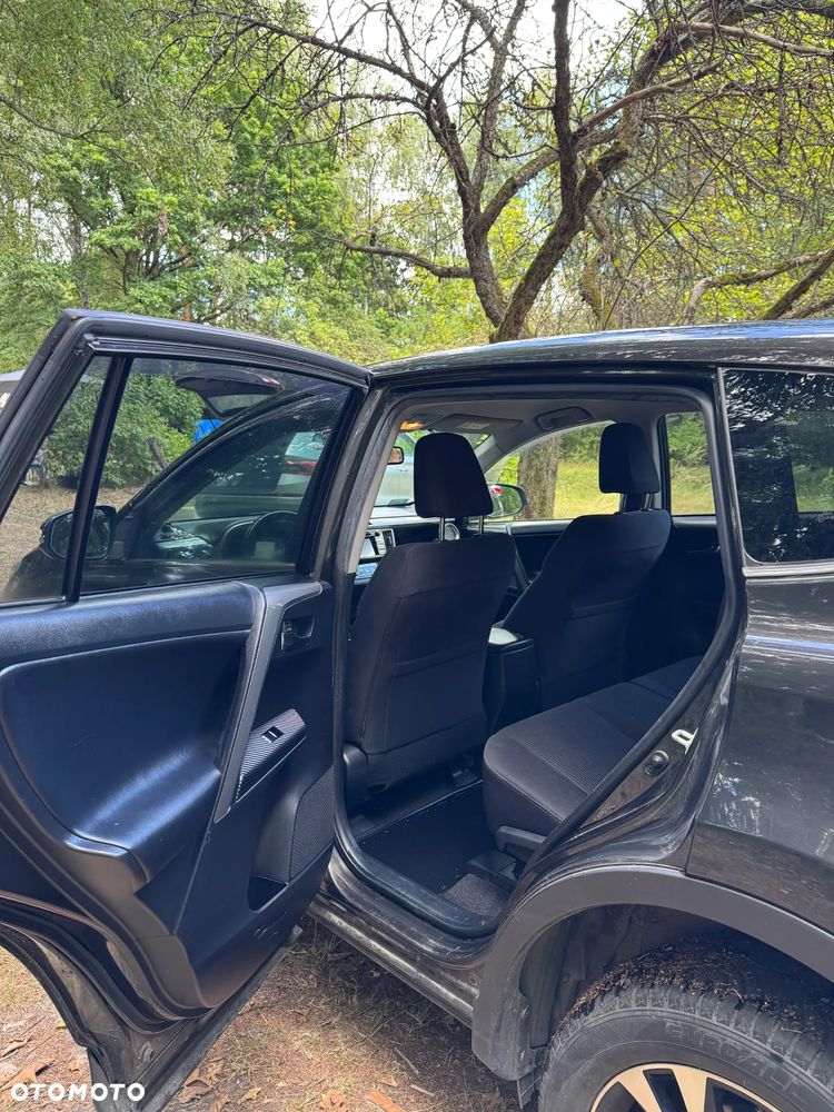 Toyota RAV4 - 13