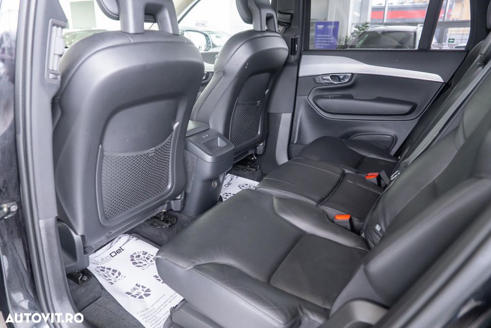 Volvo XC 90 T5 AWD Geartronic Momentum - 22