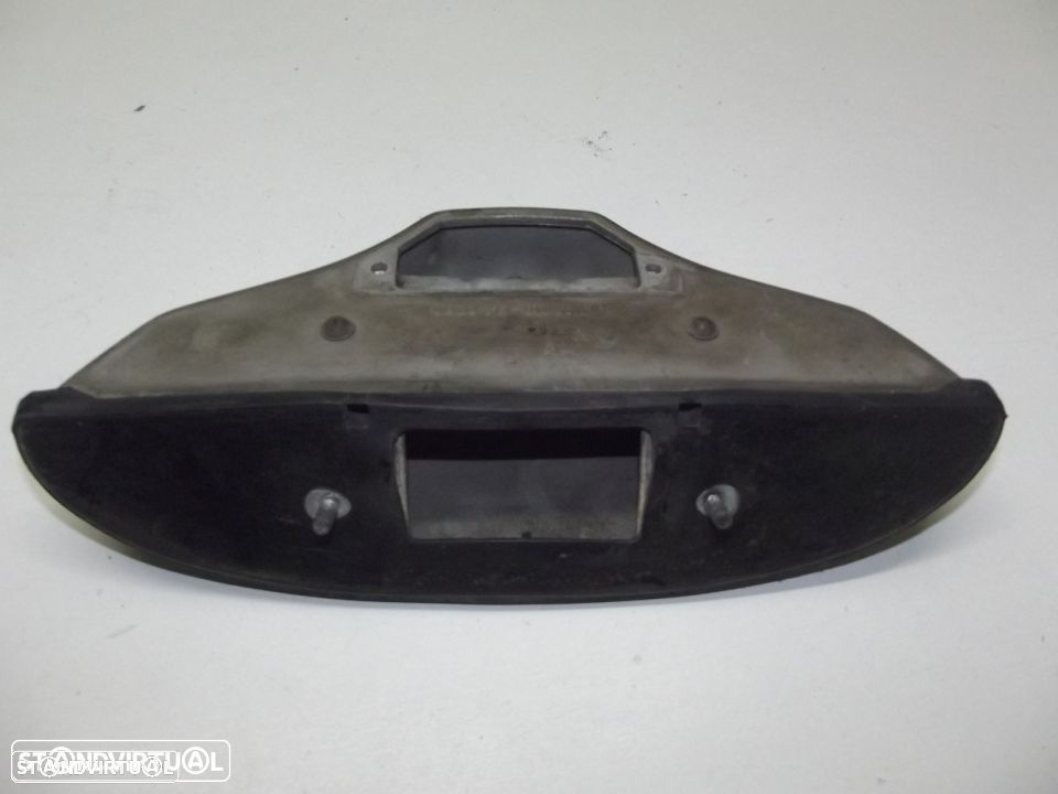 fiat 600 puxador luz de matricula da tampa da mala original altissimo - 3
