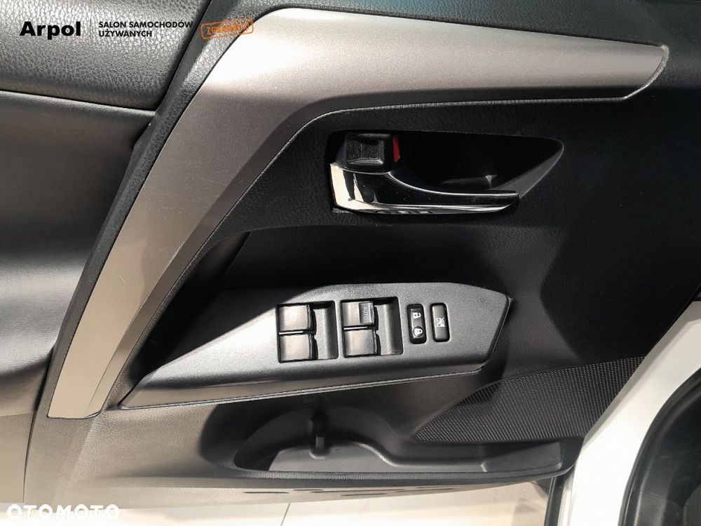 Toyota RAV4 - 13