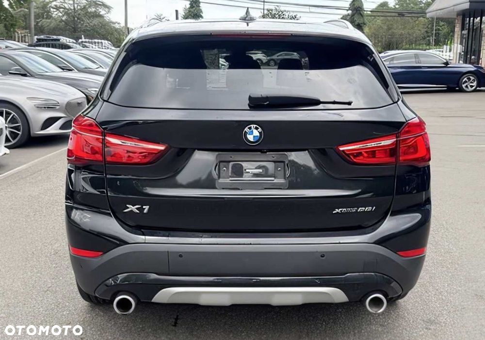 BMW X1 - 5