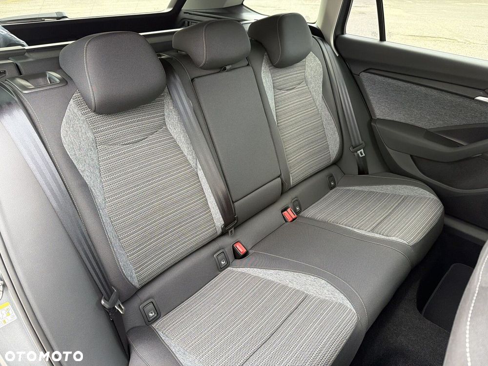 Skoda Superb 1.5 TSI Plug-in Hybrid Drive DSG - 22