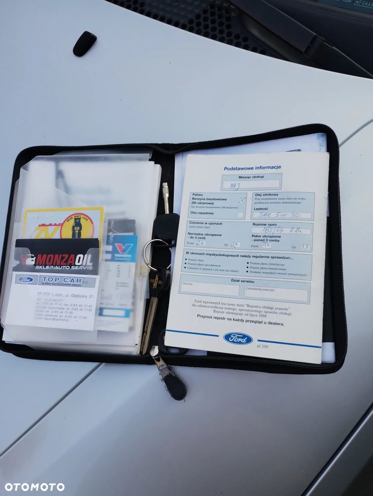 Ford Focus 1.6 Ambiente - 19