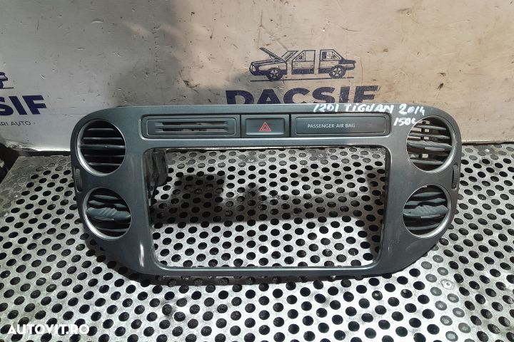 Grila ventilatie bord centru 5N0858071E 5N0858071E Volkswagen VW Tigu - 1