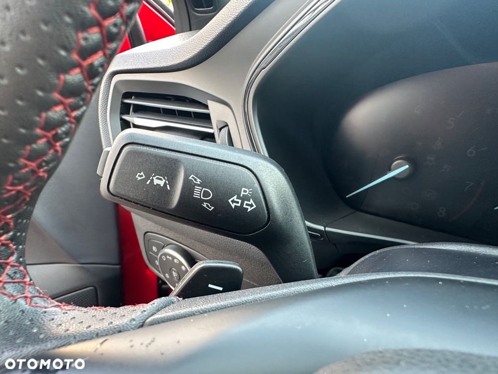 Ford Focus 1.0 EcoBoost Hybrid ST-LINE - 26