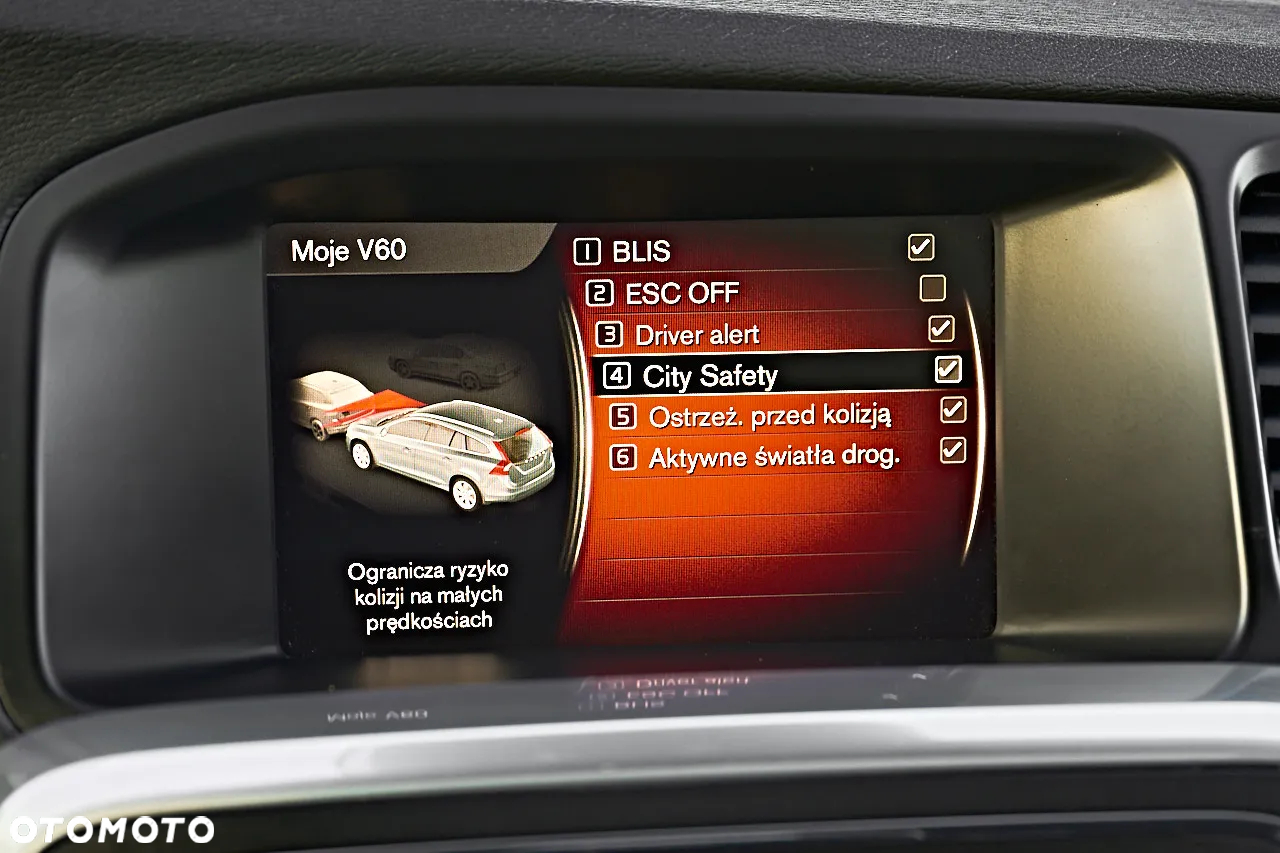 Volvo V60 Cross Country D3 Geartronic Momentum - 25