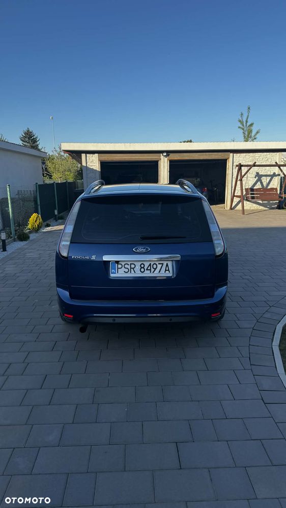 Ford Focus 1.8 Titanium - 3