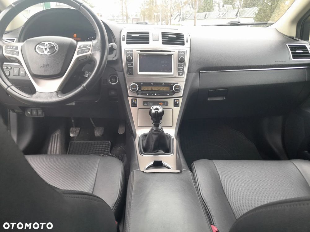 Toyota Avensis 2.2 D-CAT Premium - 29