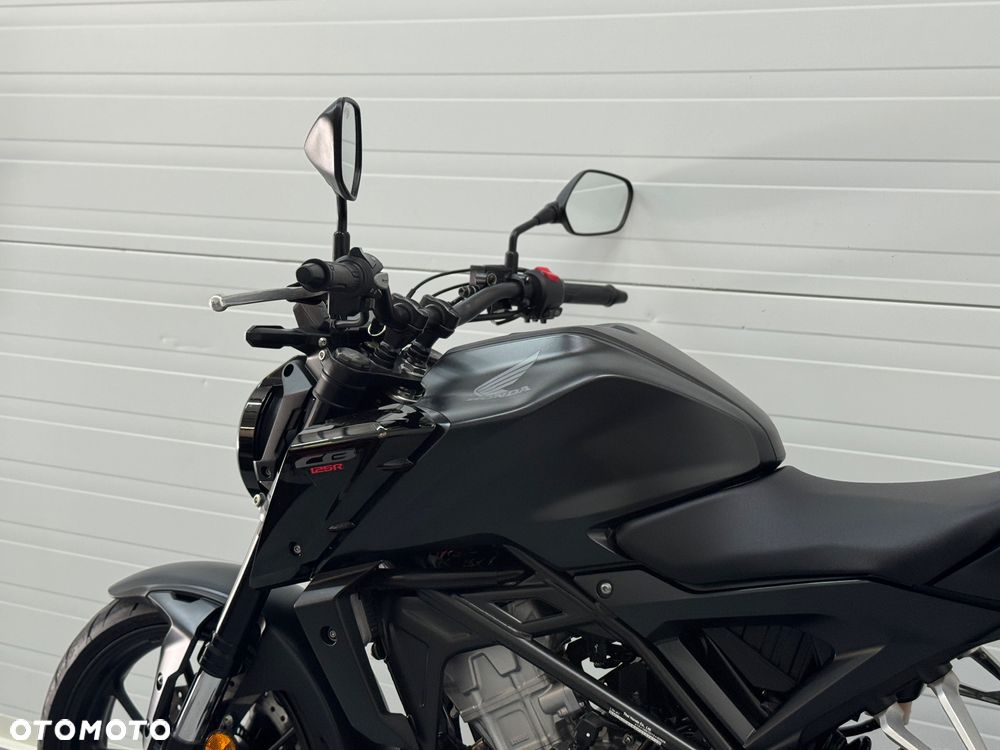 Honda CB - 17