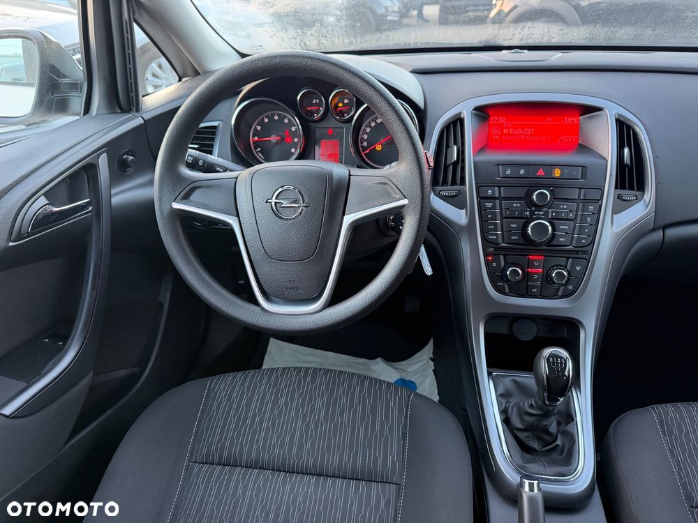 Opel Astra 1.6 Style - 11