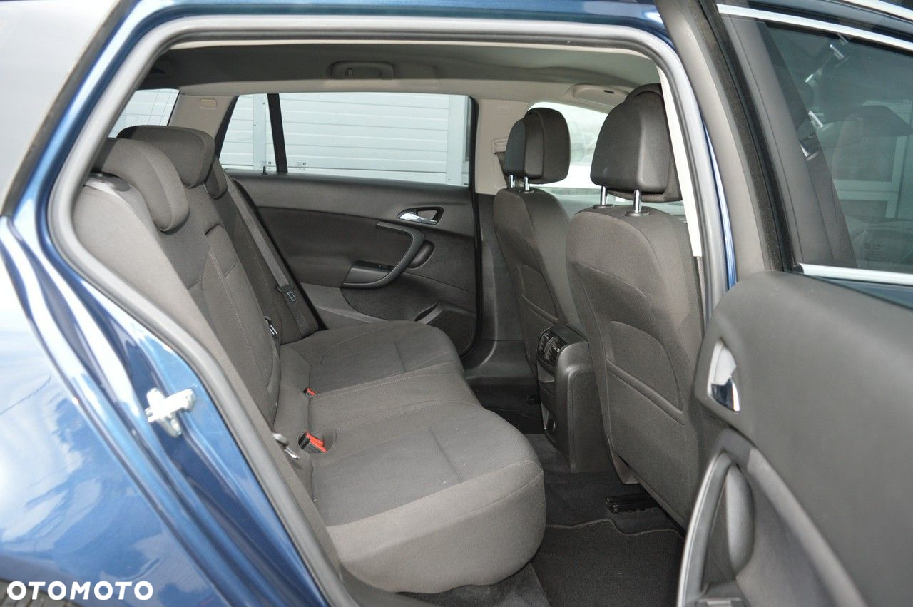 Opel Insignia 2.0 CDTI - 27
