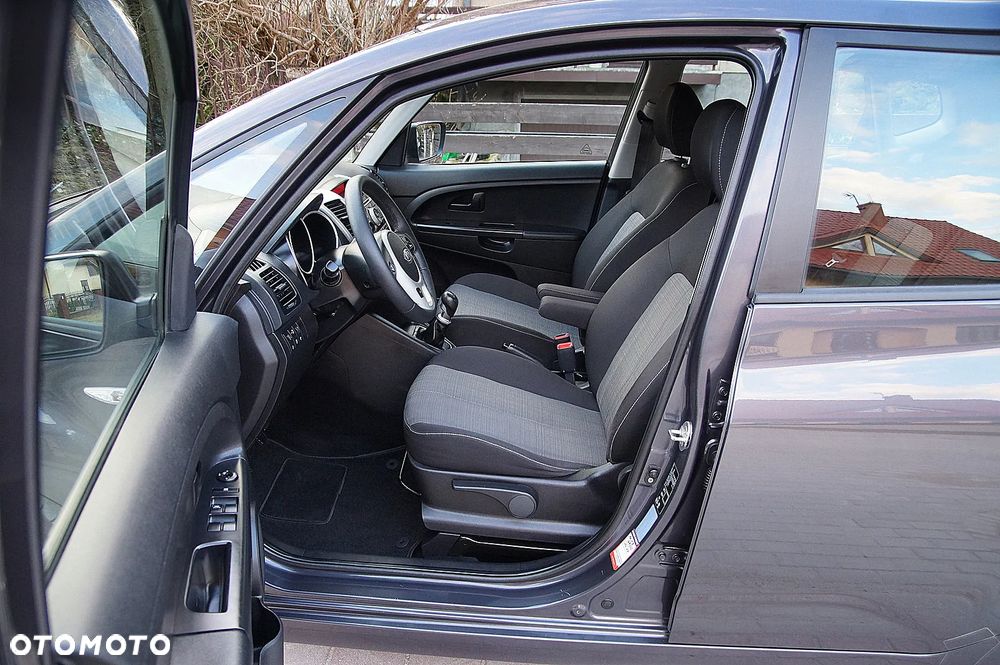 Kia Venga 1.4 CVVT Edition 7 - 13