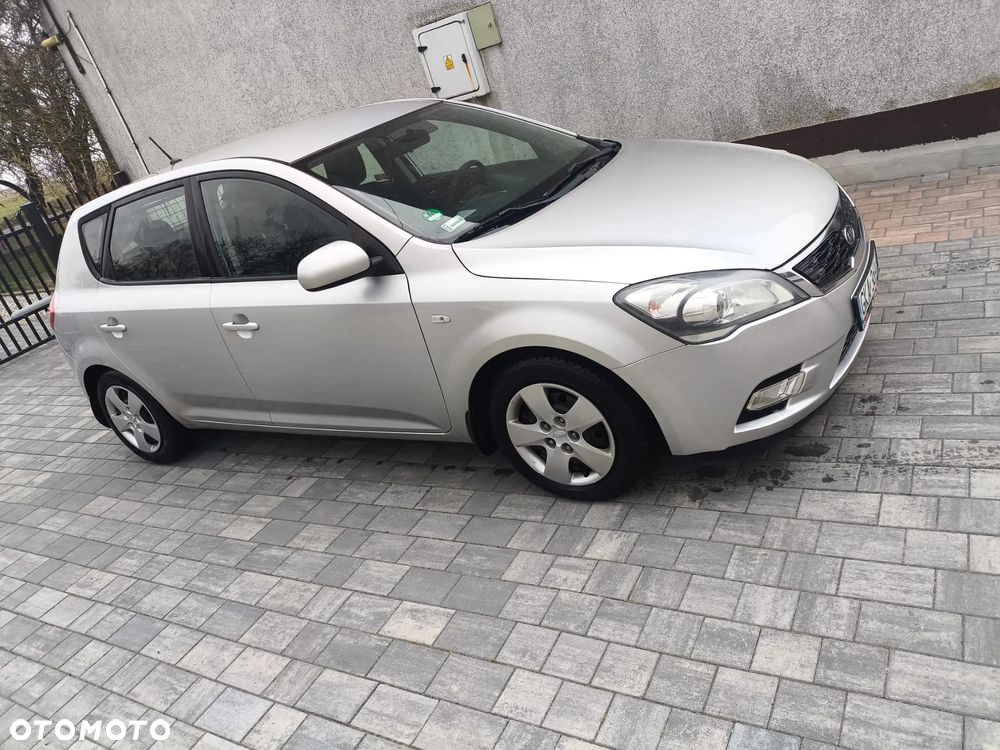 Kia Ceed 1.6 Crdi Comfort - 2