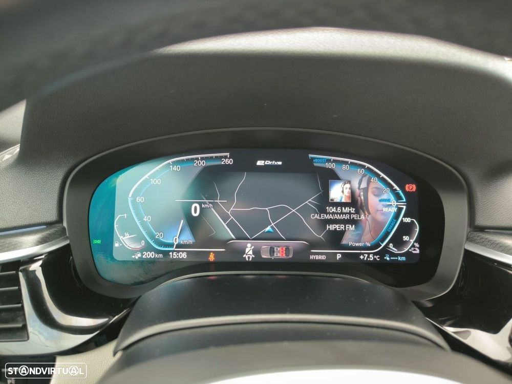 BMW 520 e Pack M - 14