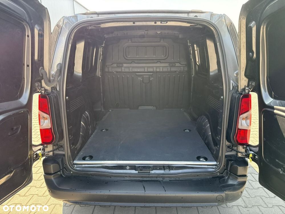 Toyota Proace City - 18