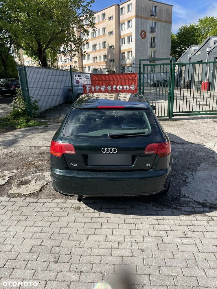 Audi A3 Sportback 1.6 FSI Ambiente - 7