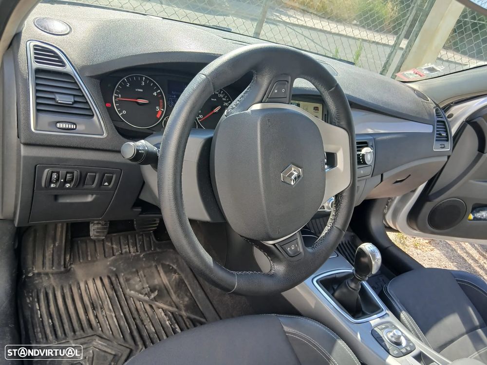 Renault Laguna Break 2.0 dCi GT 4Control - 17