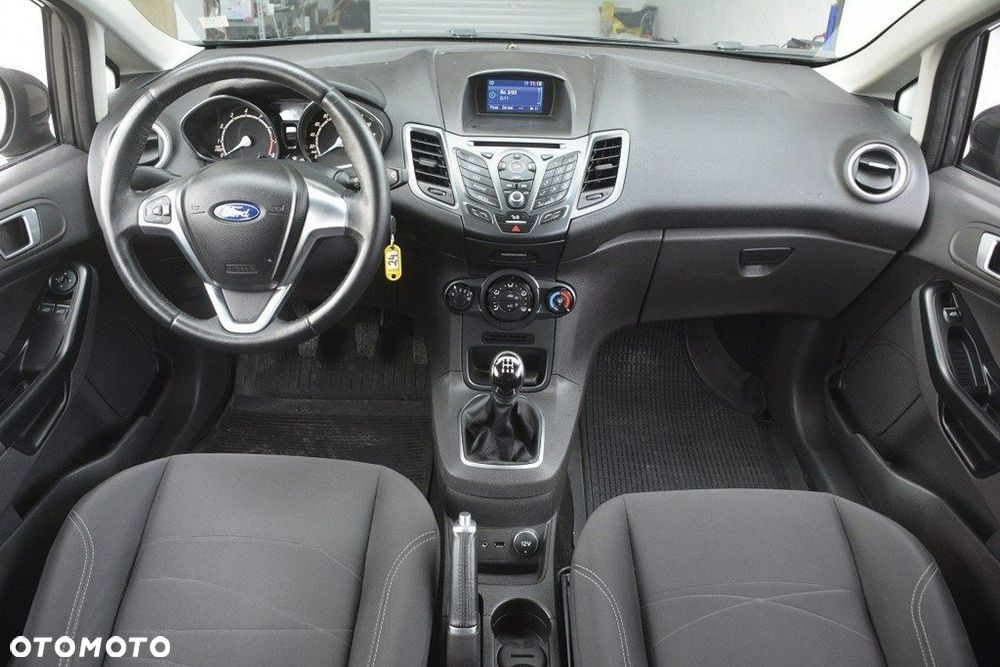 Ford Fiesta 1.0 Trend EU6 - 12