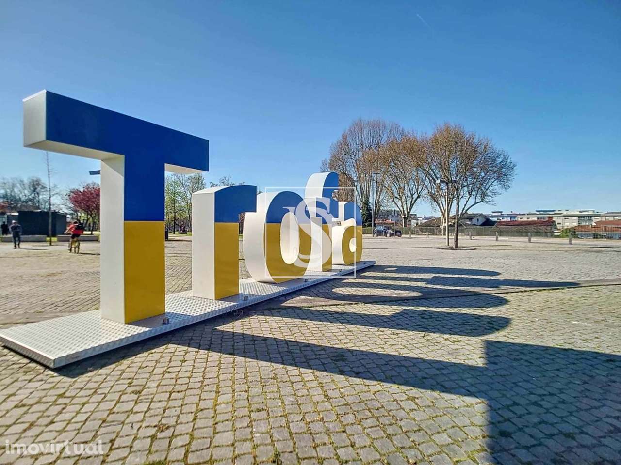 Loja comercial  com uma área bruta de  92m2 muito bem localizado na ci - Grande imagem: 2/28