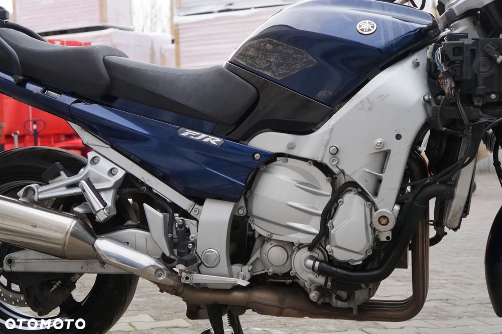 Yamaha FJR - 18