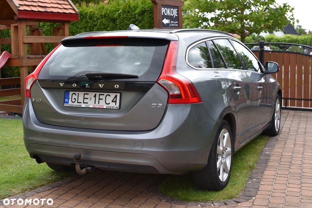 Volvo V60 D3 Geartronic Kinetic - 5