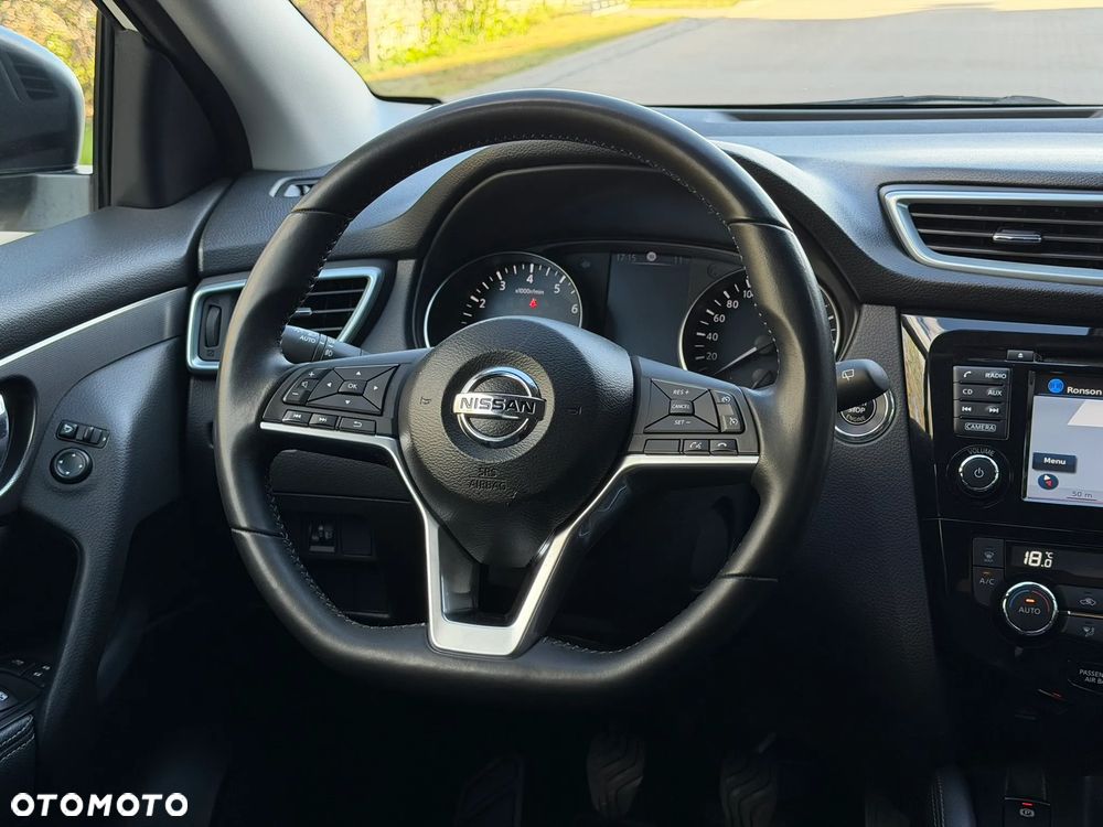 Nissan Qashqai 1.3 DIG-T N-Connecta - 14